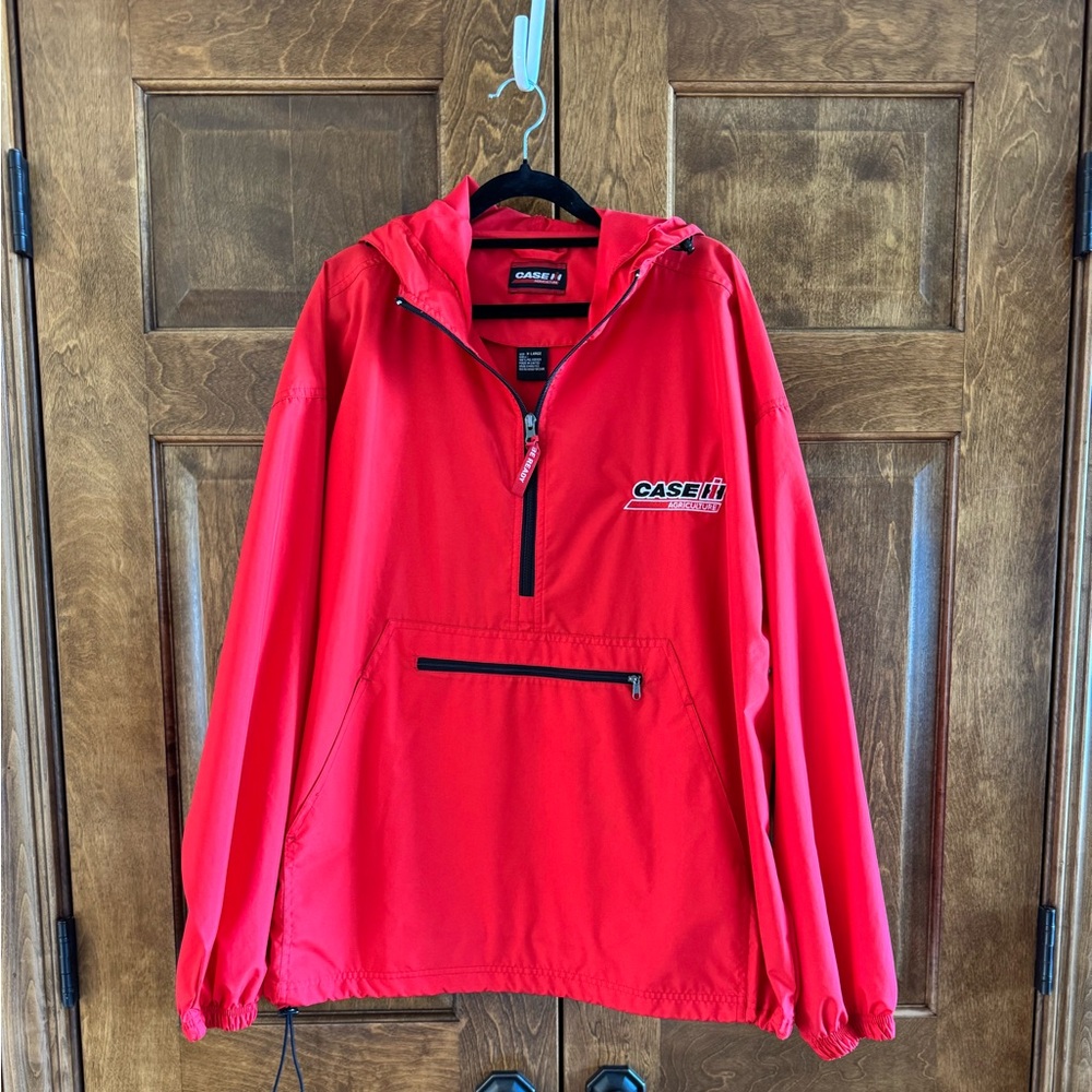 CASE IH Red 1/2 Zip Windbreaker - Men's Size XL